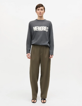 Laden Sie das Bild in den Galerie-Viewer, Super Twill Maria Pants, Tarmac
