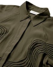 Laden Sie das Bild in den Galerie-Viewer, MOLLY shirt, Ivy green
