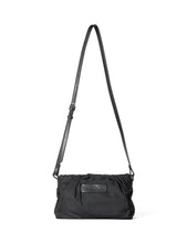 Load image into Gallery viewer, Tian Moxie Clutch, Black
