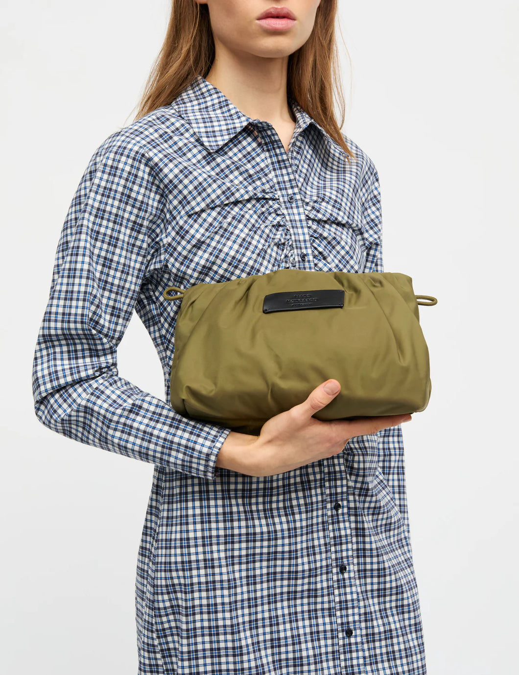 Tian Moxie Clutch, Military Olive