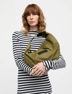 Tian Moxie Clutch, Military Olive
