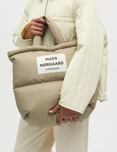 Laden Sie das Bild in den Galerie-Viewer, Kissen-Tasche, Overland Trek
