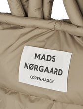 Laden Sie das Bild in den Galerie-Viewer, Kissen-Tasche, Overland Trek
