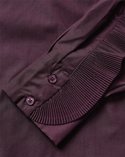 Laden Sie das Bild in den Galerie-Viewer, PLEAT blouse, Plum Perfect
