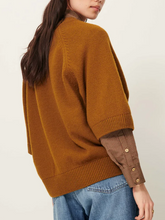 Load image into Gallery viewer, RENZO Sweater Bronze
