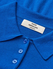Laden Sie das Bild in den Galerie-Viewer, Fine Merino Rosa Polo Knit, Lapis Blue
