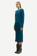 Load image into Gallery viewer, Saagneta skirt 14905 Gulf Coast
