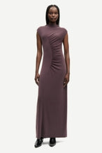 Load image into Gallery viewer, Saandressa dress 15641, Fudge
