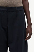 Laden Sie das Bild in den Galerie-Viewer, Sabianca trousers 16176, Salute
