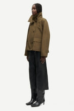 Load image into Gallery viewer, Sagia jacket 15923, Beech
