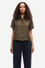 Load image into Gallery viewer, Saminna ss shirt 15754 Deep Forest
