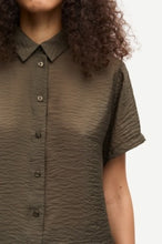 Load image into Gallery viewer, Saminna ss shirt 15754 Deep Forest
