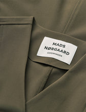 Load image into Gallery viewer, Stretchy Nylon Sara Jacket, Tarmac
