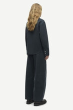 Laden Sie das Bild in den Galerie-Viewer, Saroko trousers 15645, Washed Salute
