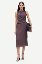 Load image into Gallery viewer, Savira skirt 15539 Raisin
