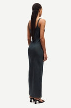 Load image into Gallery viewer, Sasunna dress 15645 Burnt Oak
