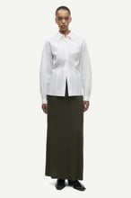Laden Sie das Bild in den Galerie-Viewer, Saumi skirt 16113, Forest Night
