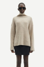 Load image into Gallery viewer, Sazlata Turtleneck 15353 Khaki Mel.
