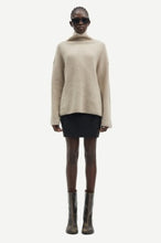 Load image into Gallery viewer, Sazlata Turtleneck 15353 Khaki Mel.
