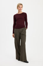 Load image into Gallery viewer, Scooped Longsleeve Top, Dark Burgundy
