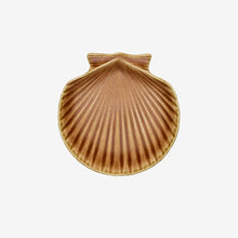 Laden Sie das Bild in den Galerie-Viewer, Stoneware Seashell Tray, Orange
