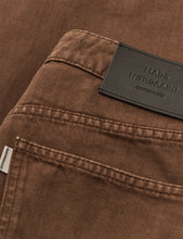 Laden Sie das Bild in den Galerie-Viewer, Soil Denim Christel Jeans, Cocoa
