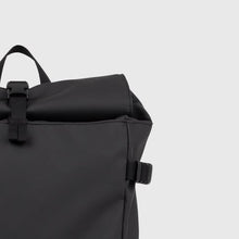 Load image into Gallery viewer, STREAM Slim Rolltop Backpack M Black
