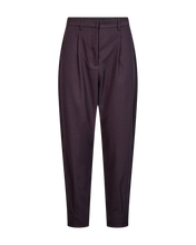 Laden Sie das Bild in den Galerie-Viewer, TAILOR Pants, Plum Perfect
