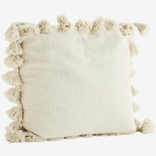 Load image into Gallery viewer, Cushion cover with tassels Off white
