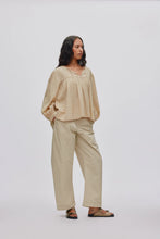 Load image into Gallery viewer, Thalia Light fusion pants, Sand
