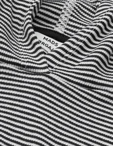 2x2 Cotton Stripe Tilla Hood, Black/Vanilla Ice