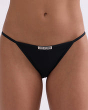 Laden Sie das Bild in den Galerie-Viewer, Trixie Tanga-Style briefs, Black
