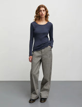 Load image into Gallery viewer, Pointella Troja Longsleeve, Parisian Night
