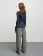 Load image into Gallery viewer, Pointella Troja Longsleeve, Parisian Night
