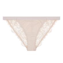 Load image into Gallery viewer, WILD ROSE Comfortable lace briefs, White
