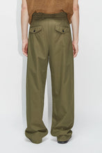 Load image into Gallery viewer, Wind Trousers Army Green
