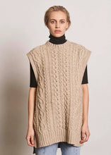 Load image into Gallery viewer, Bikka knit waistcoat Beige
