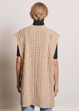 Load image into Gallery viewer, Bikka knit waistcoat Beige
