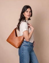 Load image into Gallery viewer, Vicky Cognac Classic Leather
