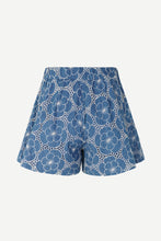 Load image into Gallery viewer, Jimea shorts 14215 blue flower
