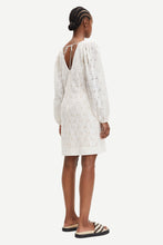 Load image into Gallery viewer, Anain dress 14359 White
