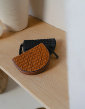 Load image into Gallery viewer, Laura Coin Purse Black Woven Classic Leather
