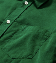 Load image into Gallery viewer, Osvald Corduroy sporting green

