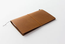 Load image into Gallery viewer, Traveler&#39;s Notebook Leather Camel
