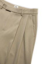 Load image into Gallery viewer, Soft Suiting Paria Pants Laurel Oak
