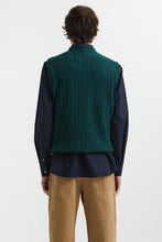 Load image into Gallery viewer, Bruno lambswool cable vest Dark emerald
